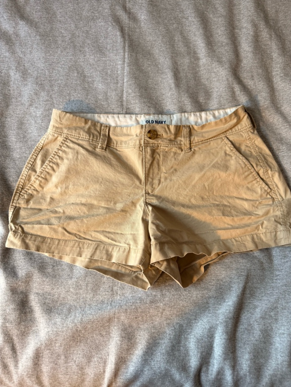Old Navy Women's Khaki Chino Shorts